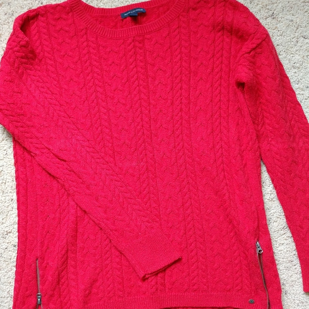 American Eagle red slouchy sweater